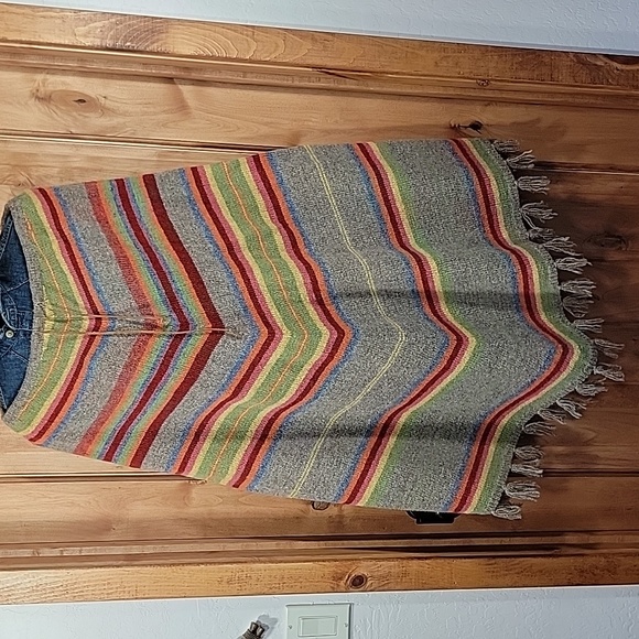 Vintage Ralph Lauren Lambswool Serape Poncho - Picture 3 of 14